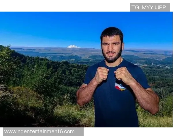 奥提兹与贝托的巅峰对决谁能在拳坛中脱颖而出